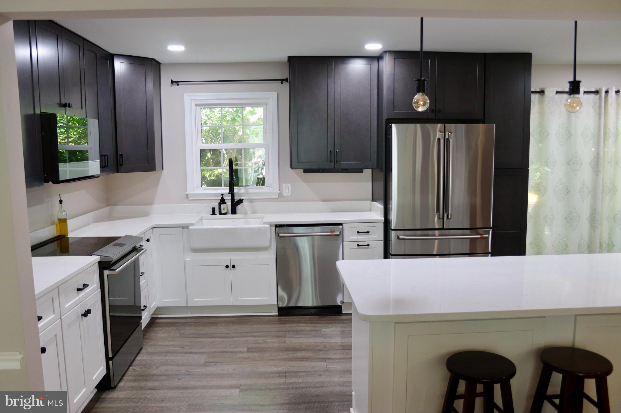 11533 Pine Cone Court Reston, VA 20191 - Photo 2 of 4