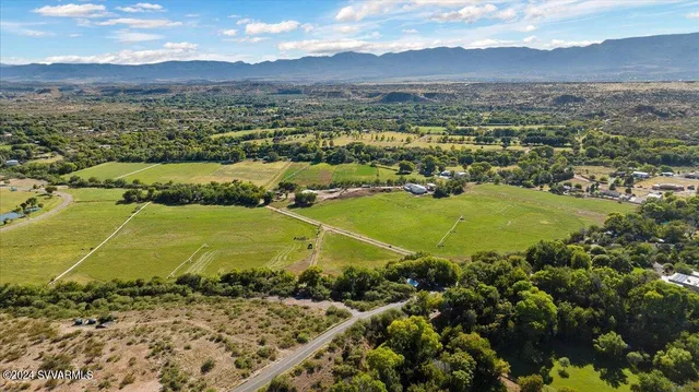 $6,500,000 | 10647 East Swinging Bridge Lane, Cornville, AZ 86325