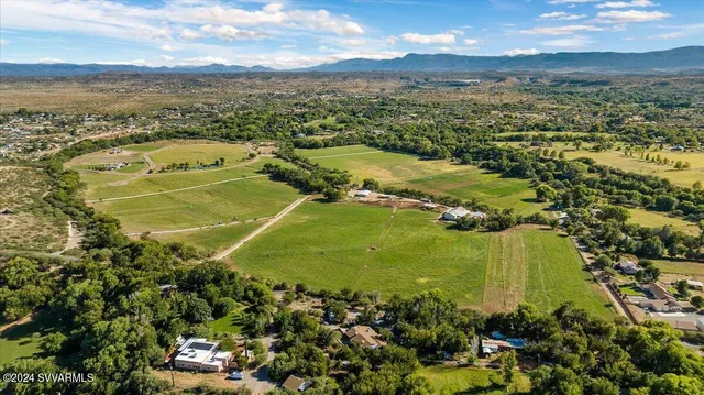 $6,500,000 | 10647 East Swinging Bridge Lane, Cornville, AZ 86325