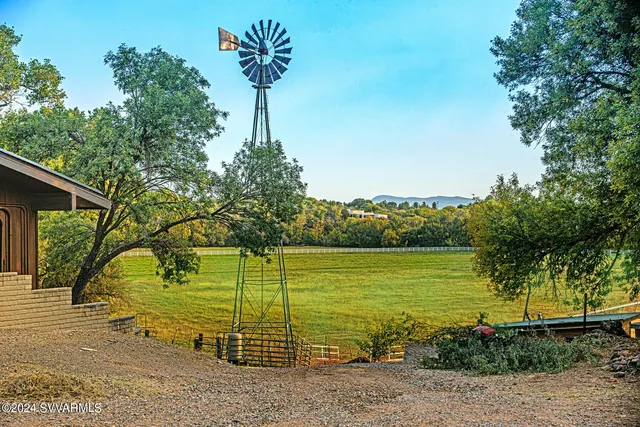 $6,500,000 | 10647 East Swinging Bridge Lane, Cornville, AZ 86325