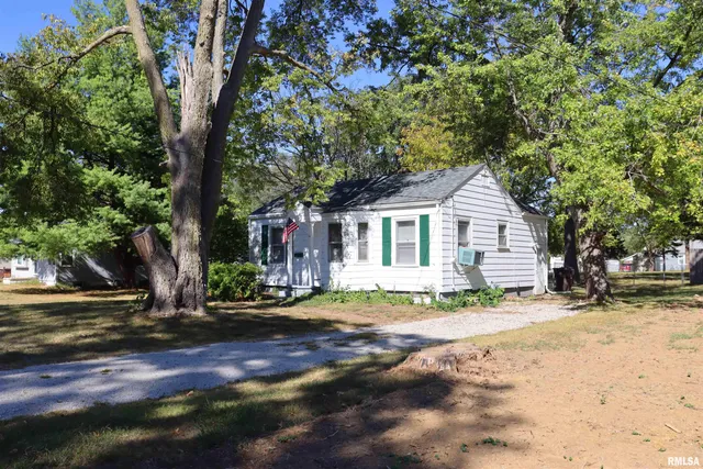 $84,900 | 1123 West Purtscher Drive, Peoria, IL 61614