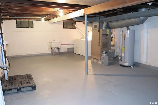 $84,900 | 1123 West Purtscher Drive, Peoria, IL 61614