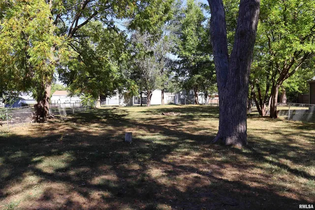 $84,900 | 1123 West Purtscher Drive, Peoria, IL 61614