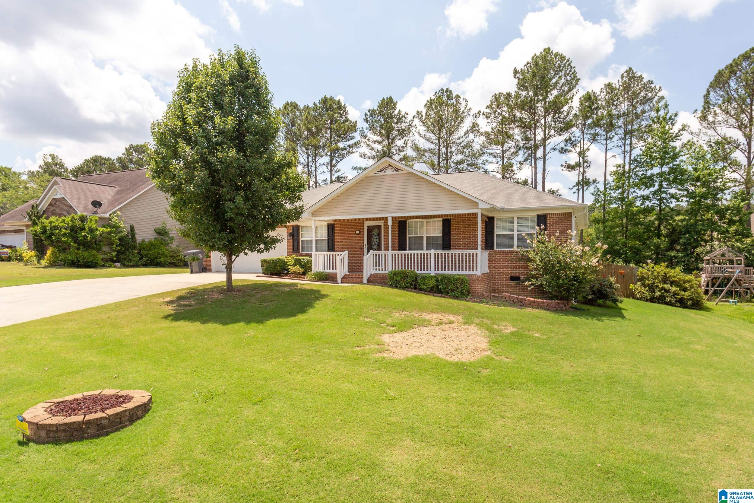 417 Twin Ridge Circle Lincoln, AL 35096 - Photo 3 of 34