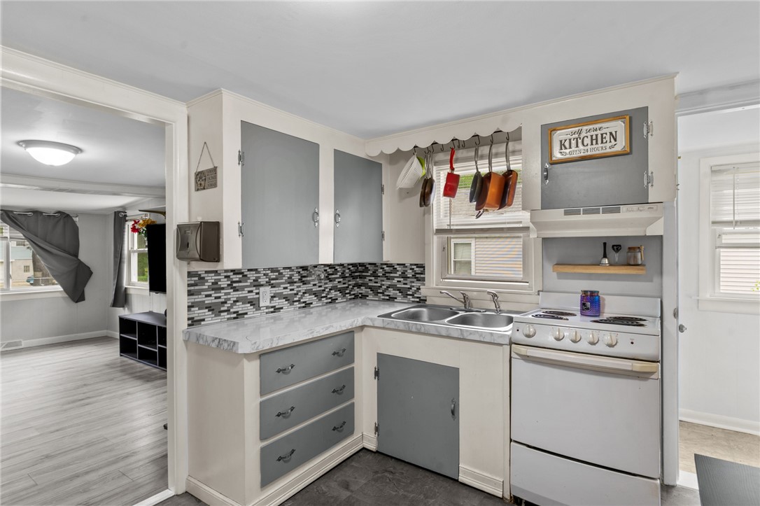 46 Riverside Avenue Johnston, RI 02919 - Photo 14 of 34 Gallery Image 14