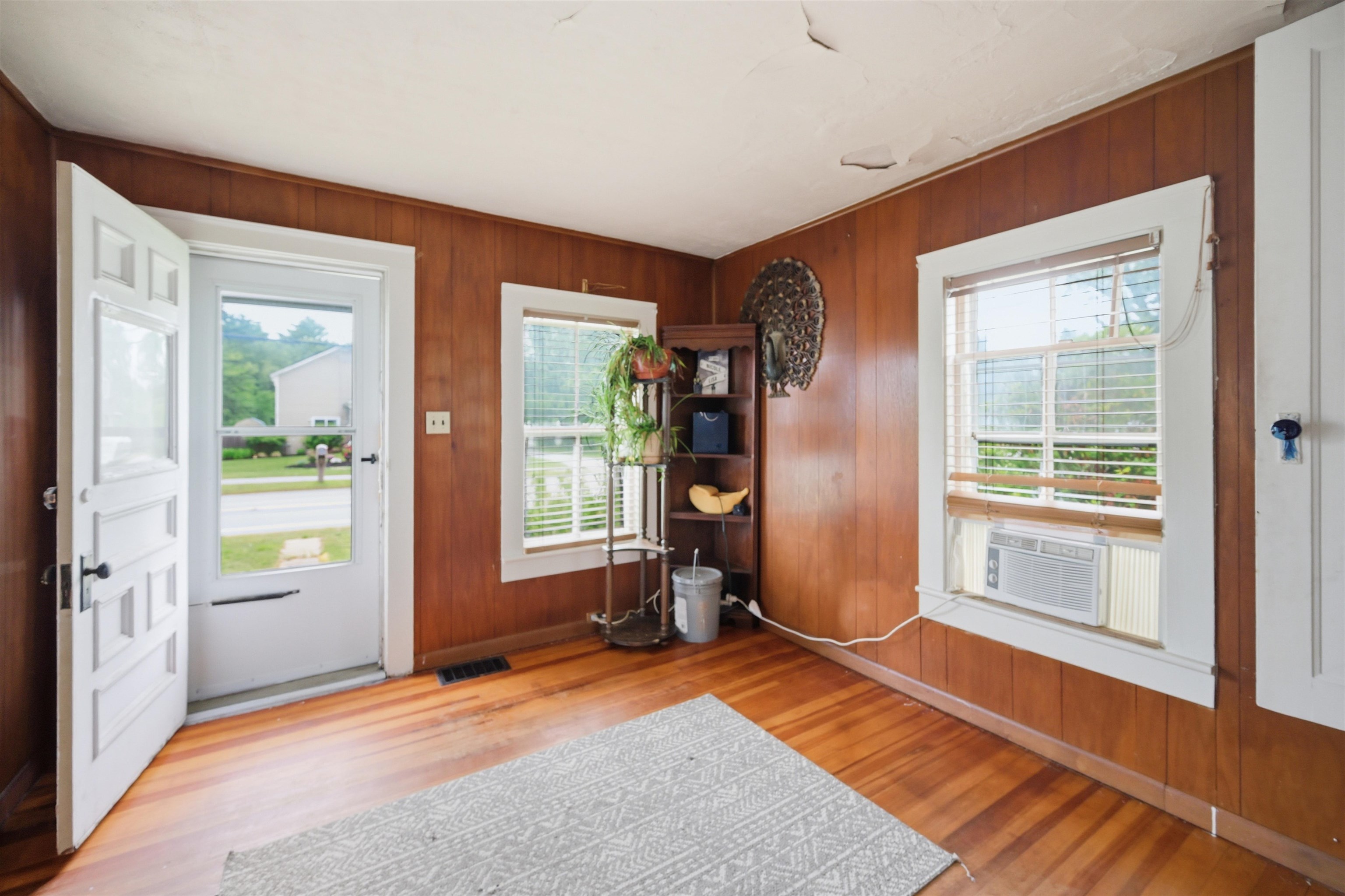 57 Pembroke Road Concord, NH 03301 - Photo 9 of 31