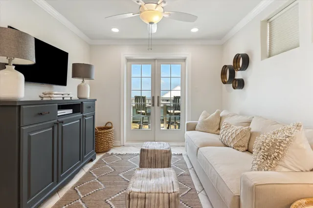 $819,000 | 1822 Seaside Drive, Galveston, TX 77550