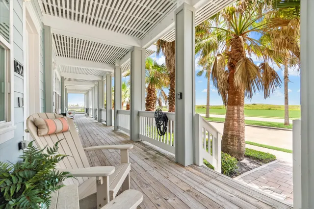 $819,000 | 1822 Seaside Drive, Galveston, TX 77550