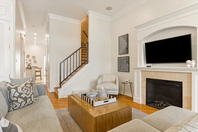 $819,000 | 1822 Seaside Drive, Galveston, TX 77550