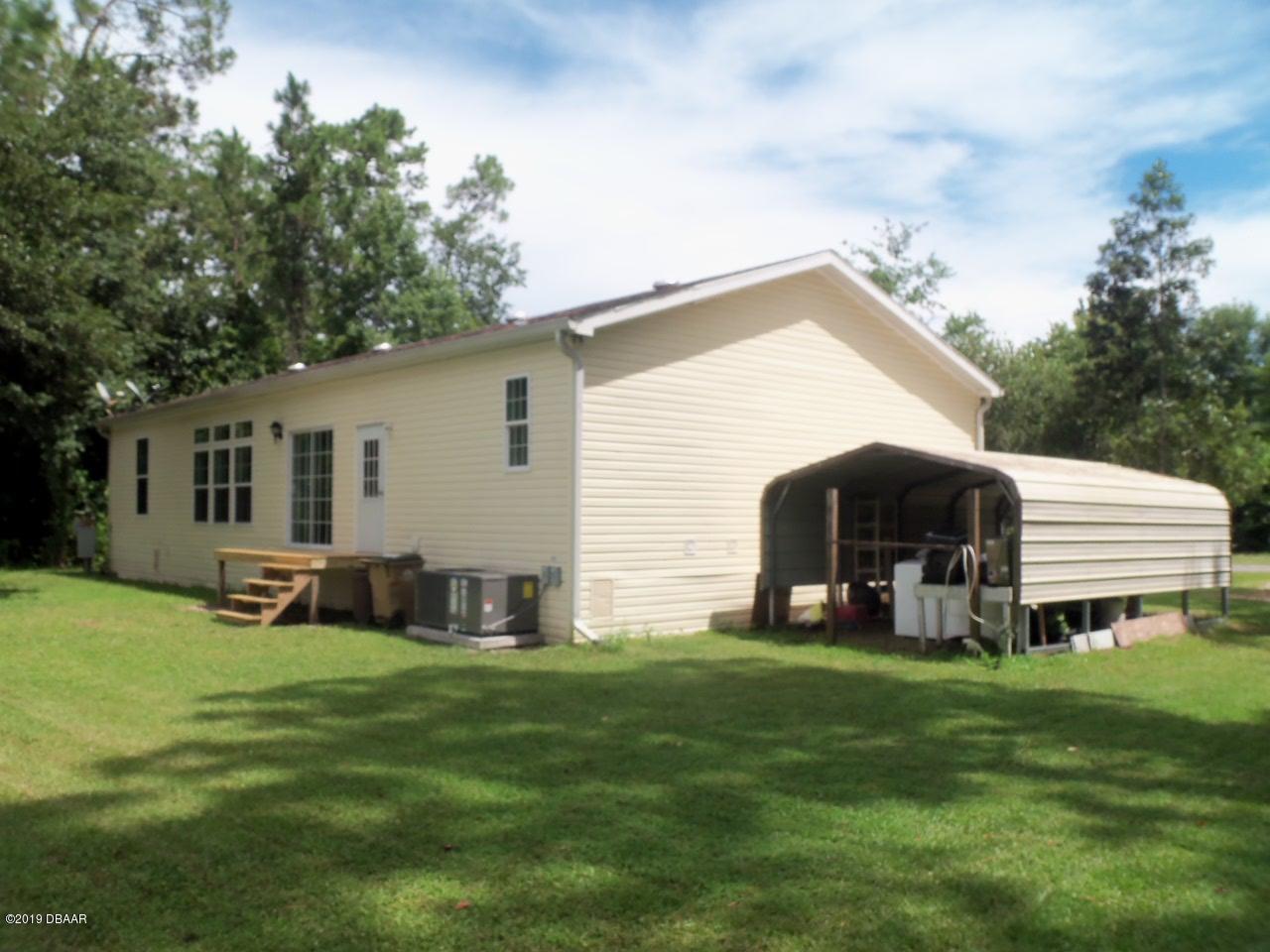 23923 Coon Road Astor, FL 32102 - Photo 17 of 40 100_3694