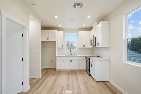 $619,901 | 243 West 3rd Street, Tracy, CA 95376