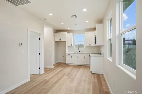 $619,901 | 243 West 3rd Street, Tracy, CA 95376