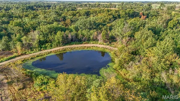 $84,900 | 9 Hopkins Road, Perry, MO 63462