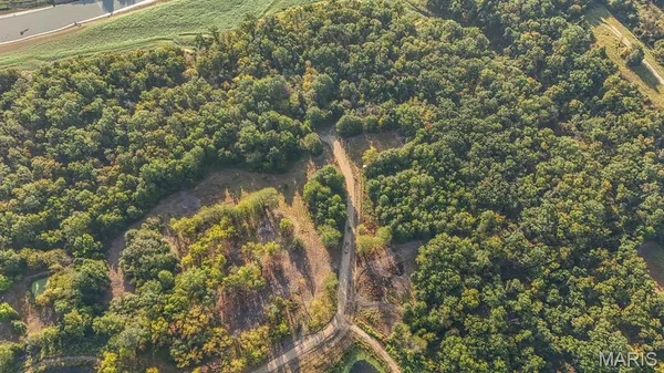 $84,900 | 9 Hopkins Road, Perry, MO 63462