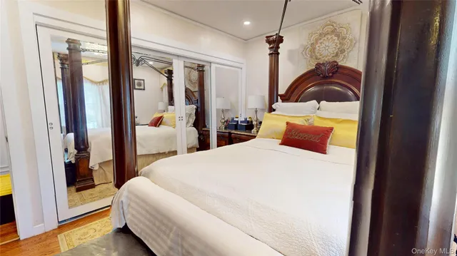 $1,150,000 | 14 Plymouth Street, New Hyde Park, NY 11040