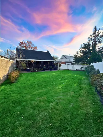 $1,150,000 | 14 Plymouth Street, New Hyde Park, NY 11040