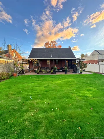 $1,150,000 | 14 Plymouth Street, New Hyde Park, NY 11040