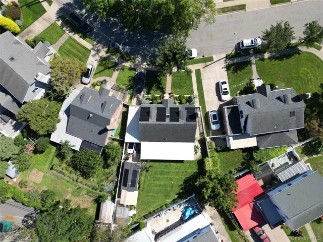 $1,150,000 | 14 Plymouth Street, New Hyde Park, NY 11040