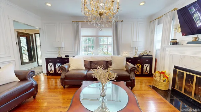 $1,150,000 | 14 Plymouth Street, New Hyde Park, NY 11040