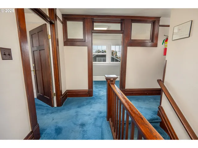 $595,000 | 990 West 7th Avenue, Eugene, OR 97402