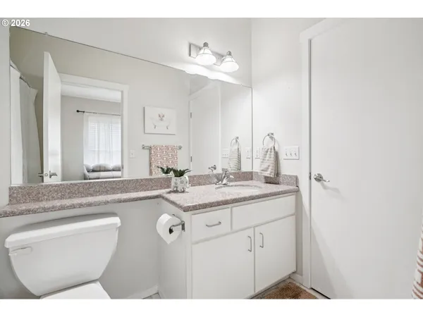 $320,000 | 10800 Southeast 17th Circle, Unit T220, Vancouver, WA 98664