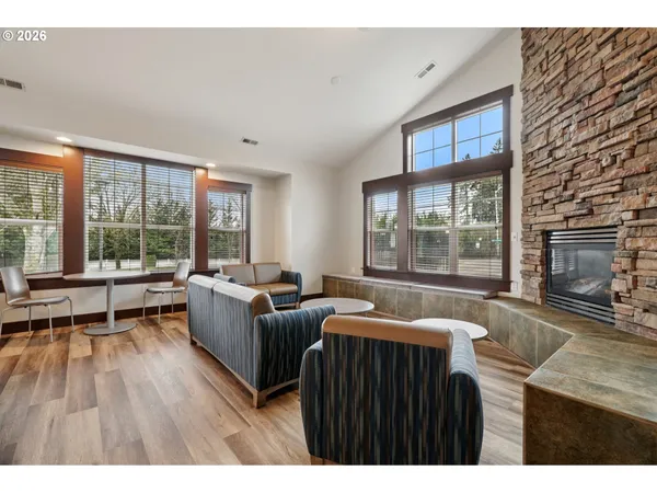$320,000 | 10800 Southeast 17th Circle, Unit T220, Vancouver, WA 98664