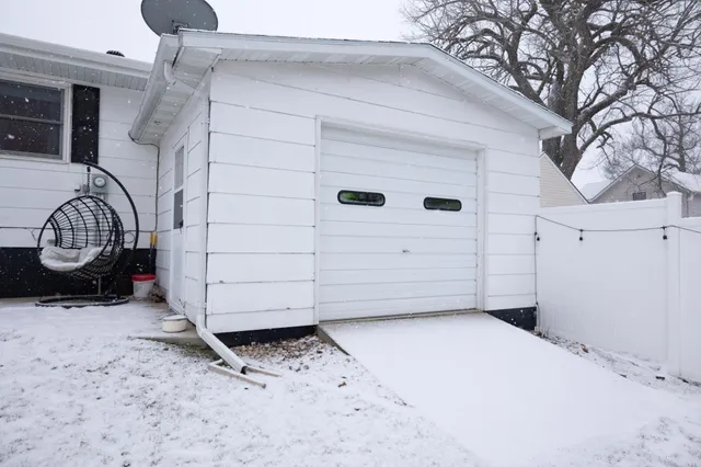 $197,500 | 208 2nd Street East, Adrian, MN 56110