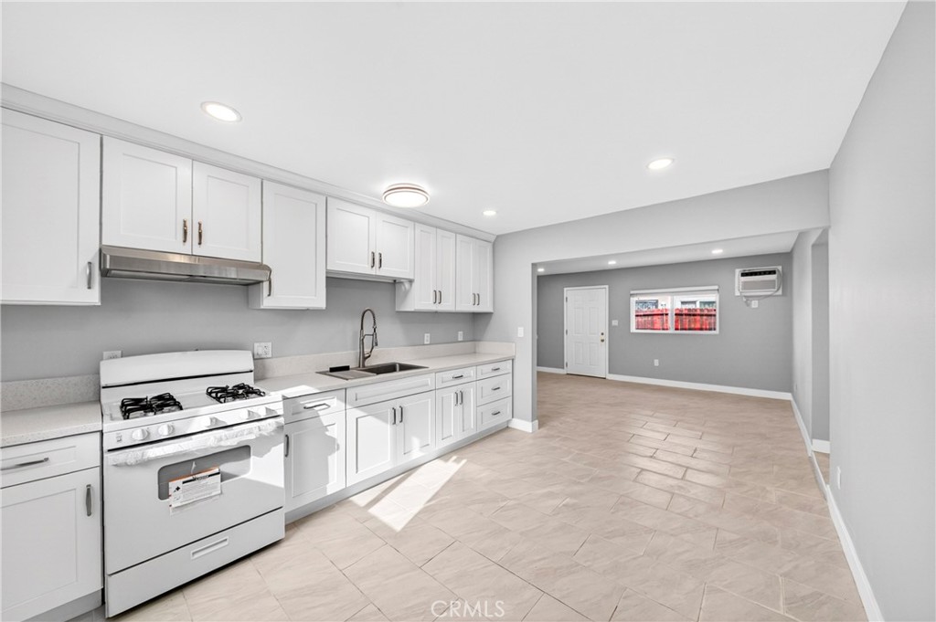 2643 Tenth Street Riverside, CA 92507 - Photo 20 of 34