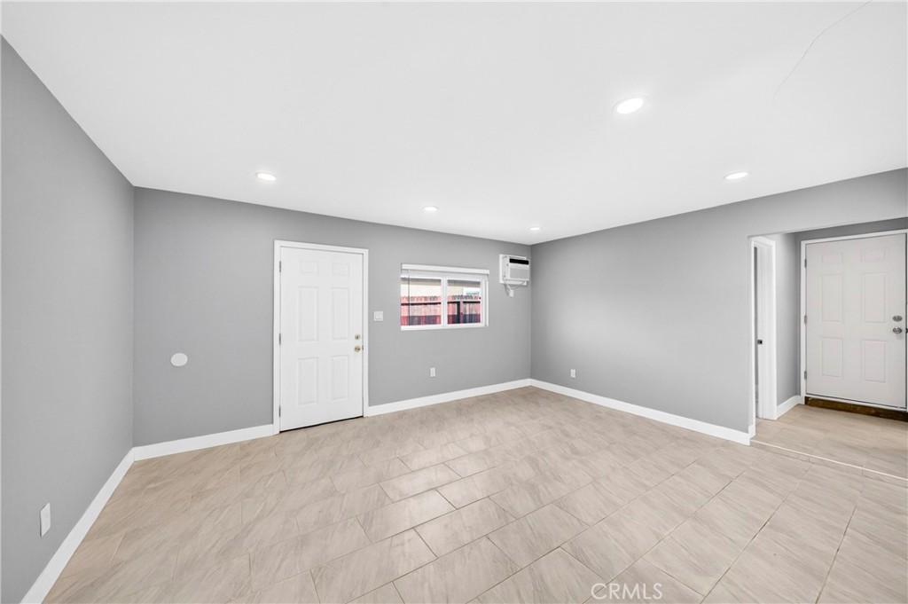 2643 Tenth Street Riverside, CA 92507 - Photo 26 of 40