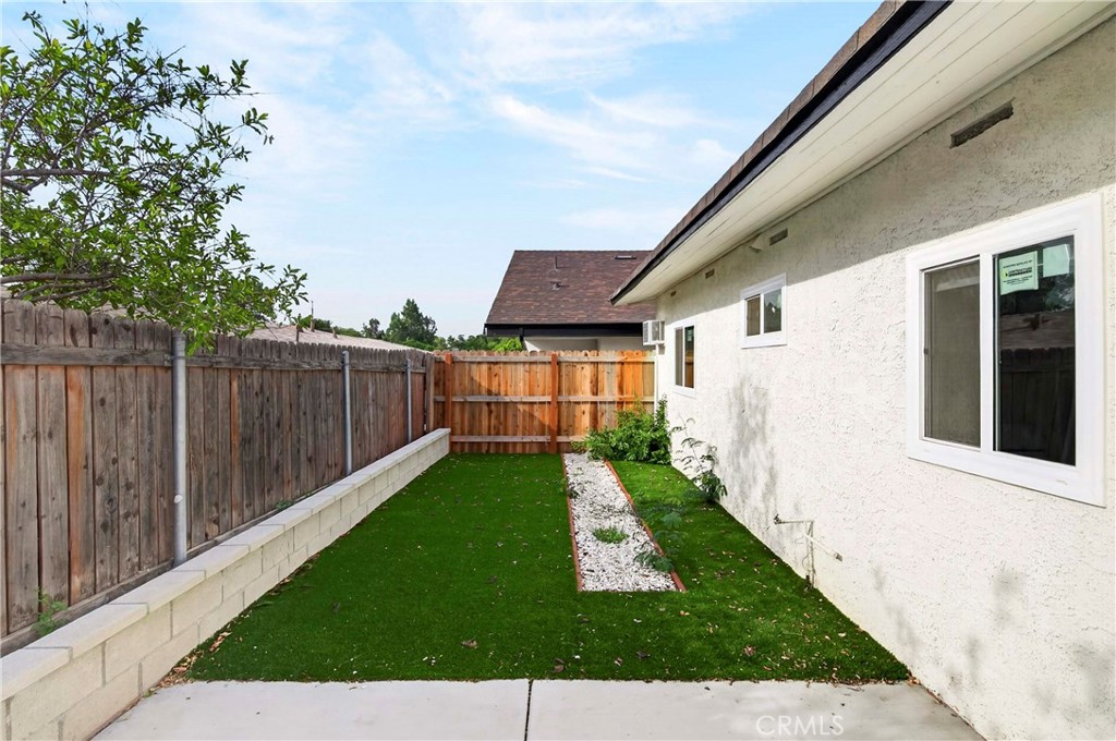 2643 Tenth Street Riverside, CA 92507 - Photo 30 of 34