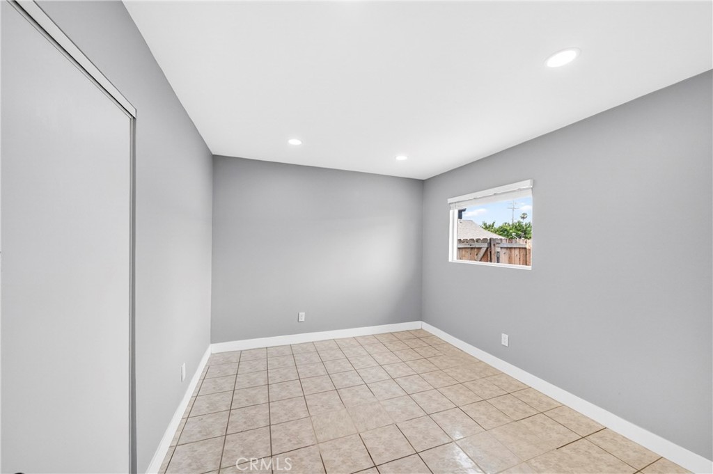 2643 Tenth Street Riverside, CA 92507 - Photo 32 of 40