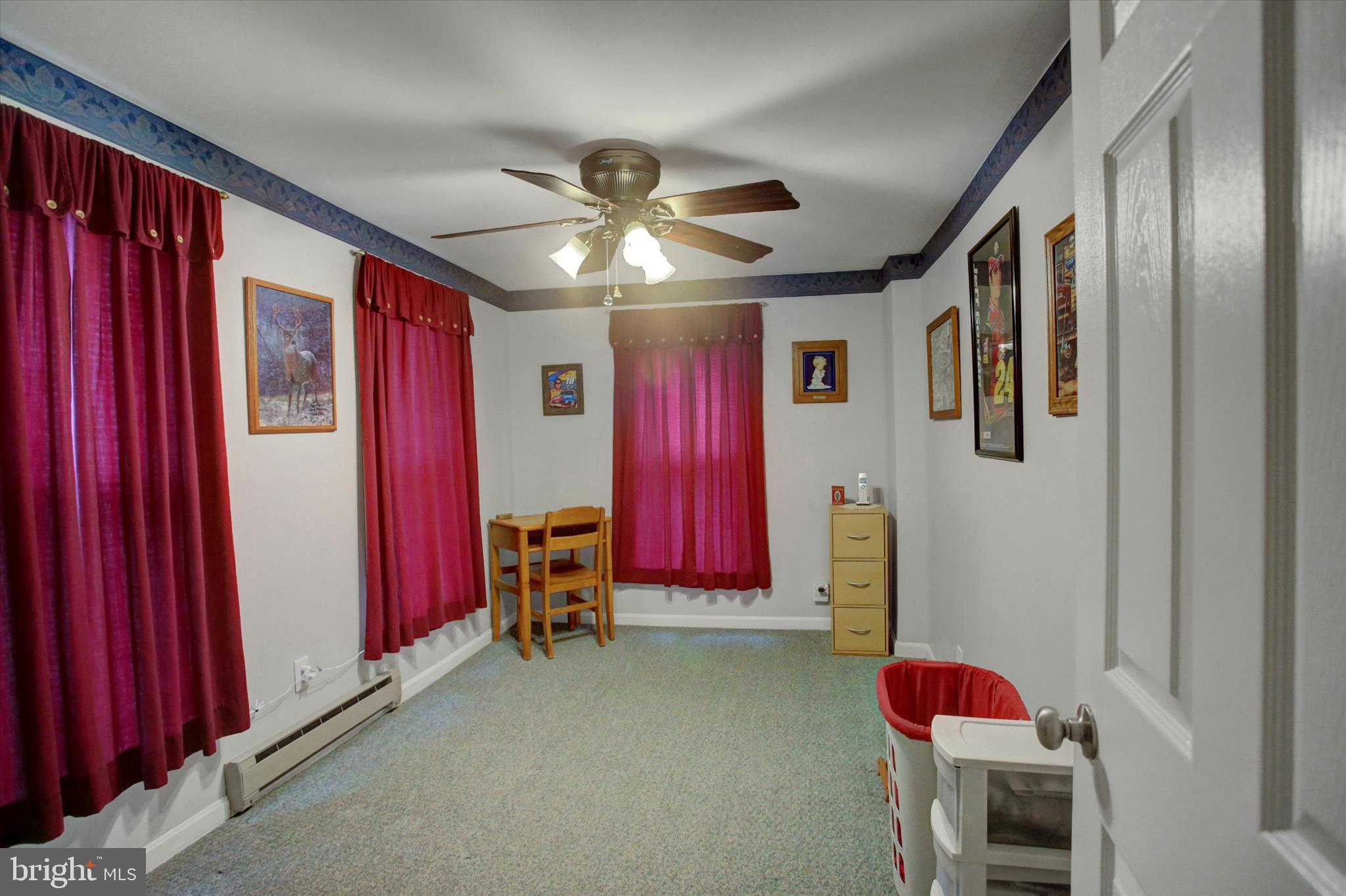 28 South Washington Street Shippensburg, PA 17257 - Photo 24 of 32 2nd Bedroom