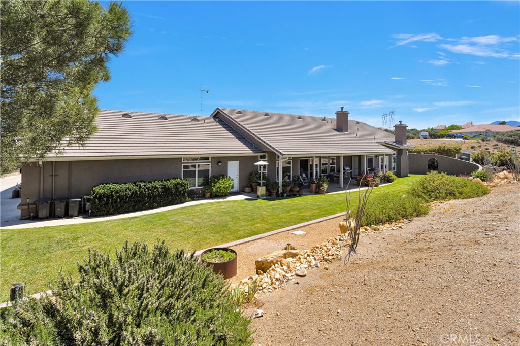 7031 Joshua Road Oak Hills, CA 92344 - Photo 37 of 77
