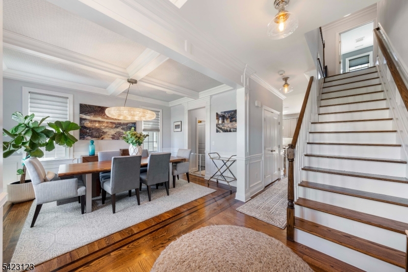 426 Cook Avenue Scotch Plains, NJ 07076 - Photo 3 of 26