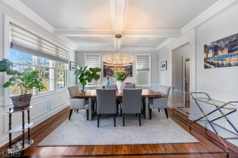 426 Cook Avenue Scotch Plains, NJ 07076 - Photo 4 of 26