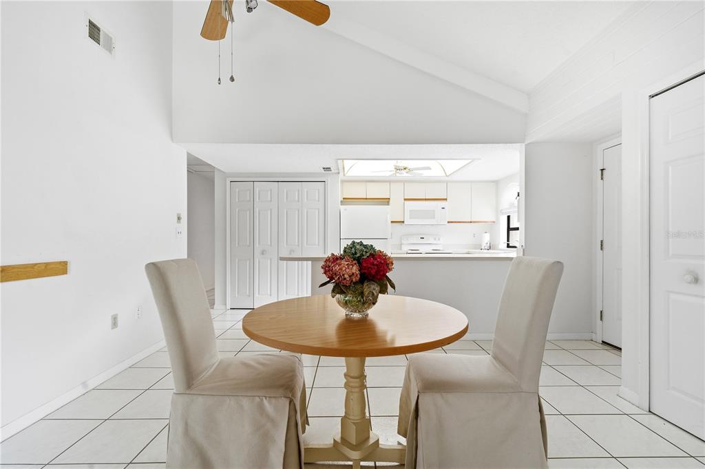 9199 Lingrove Road Weeki Wachee, FL 34613 - Photo 10 of 34 Gallery Image 10