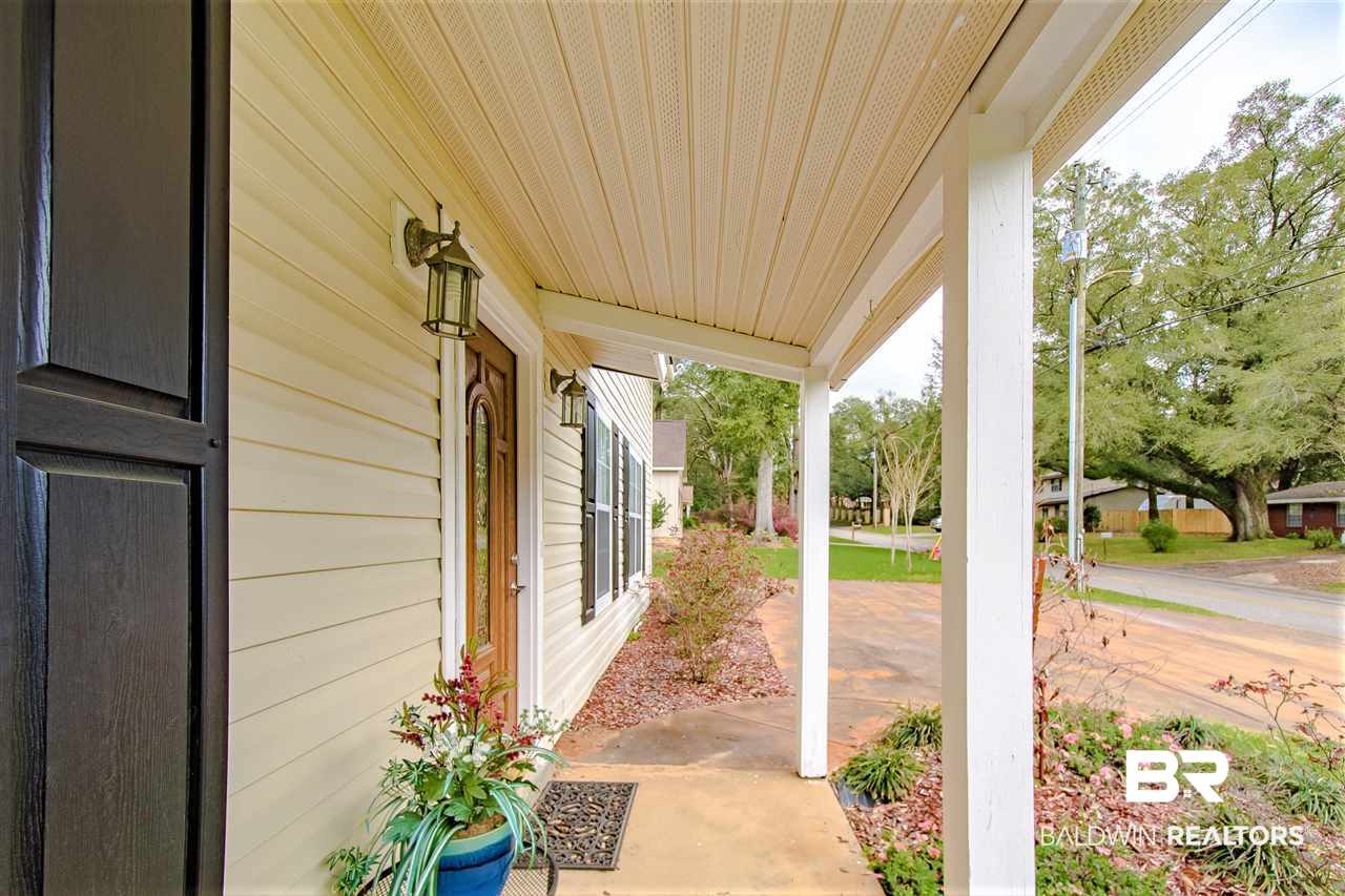 705 Maxwell Avenue Daphne, AL 36526 - Photo 6 of 46