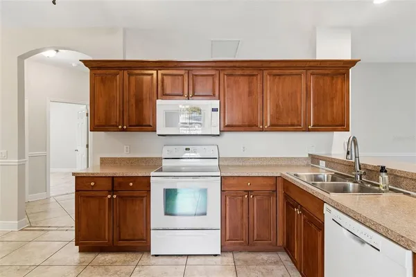 $3,350 | 1208 Dr Ml King Jr Street North, Safety Harbor, FL 34695