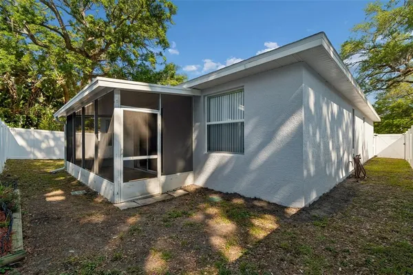 $3,350 | 1208 Dr Ml King Jr Street North, Safety Harbor, FL 34695
