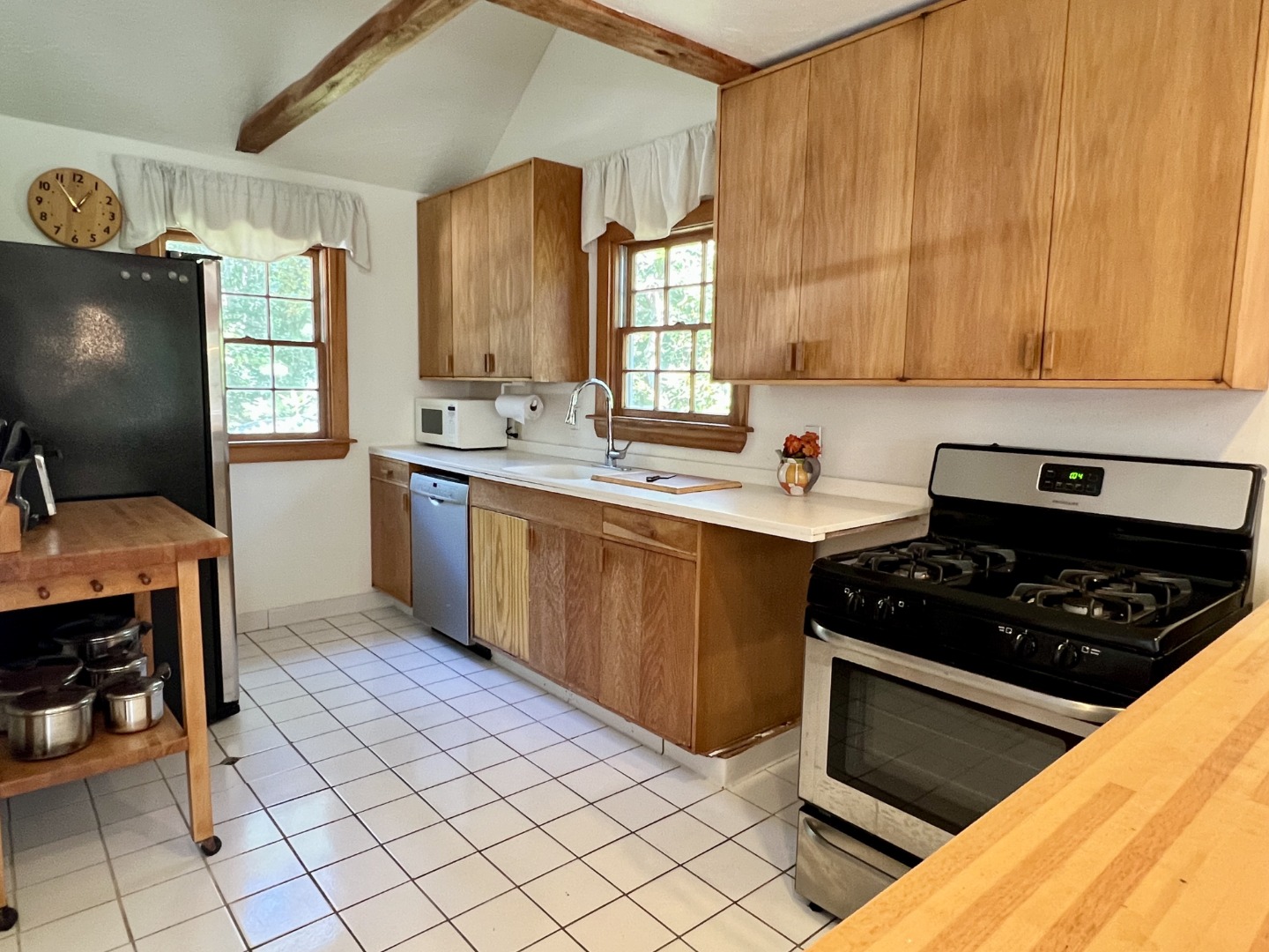 41 Old County Road West Tisbury, MA 02568 - Photo 11 of 22