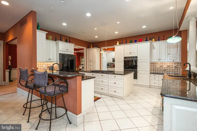 $1,759,000 | 415 Bridgeboro Road, Moorestown, NJ 08057