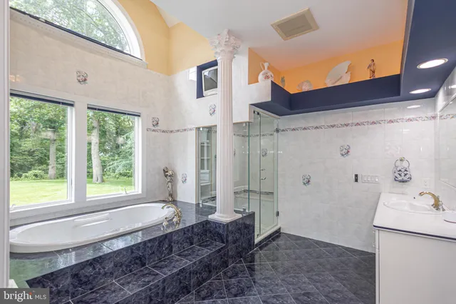 $1,759,000 | 415 Bridgeboro Road, Moorestown, NJ 08057