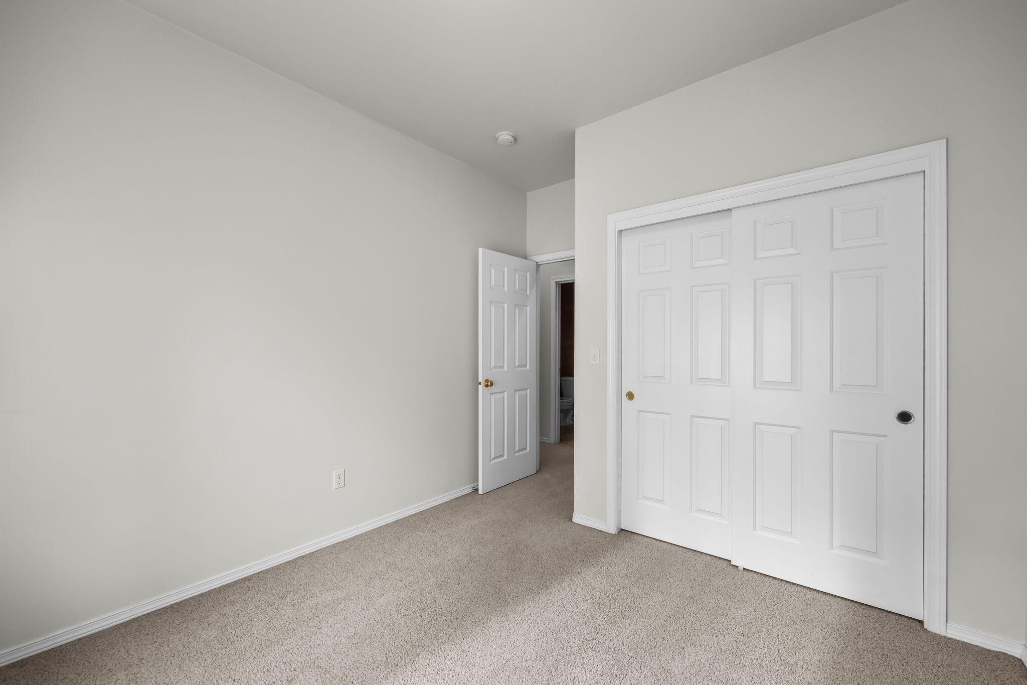 61311 Southwest Brookside Loop Bend, OR 97702 - Photo 23 of 30 Bedroom two with double door closet.