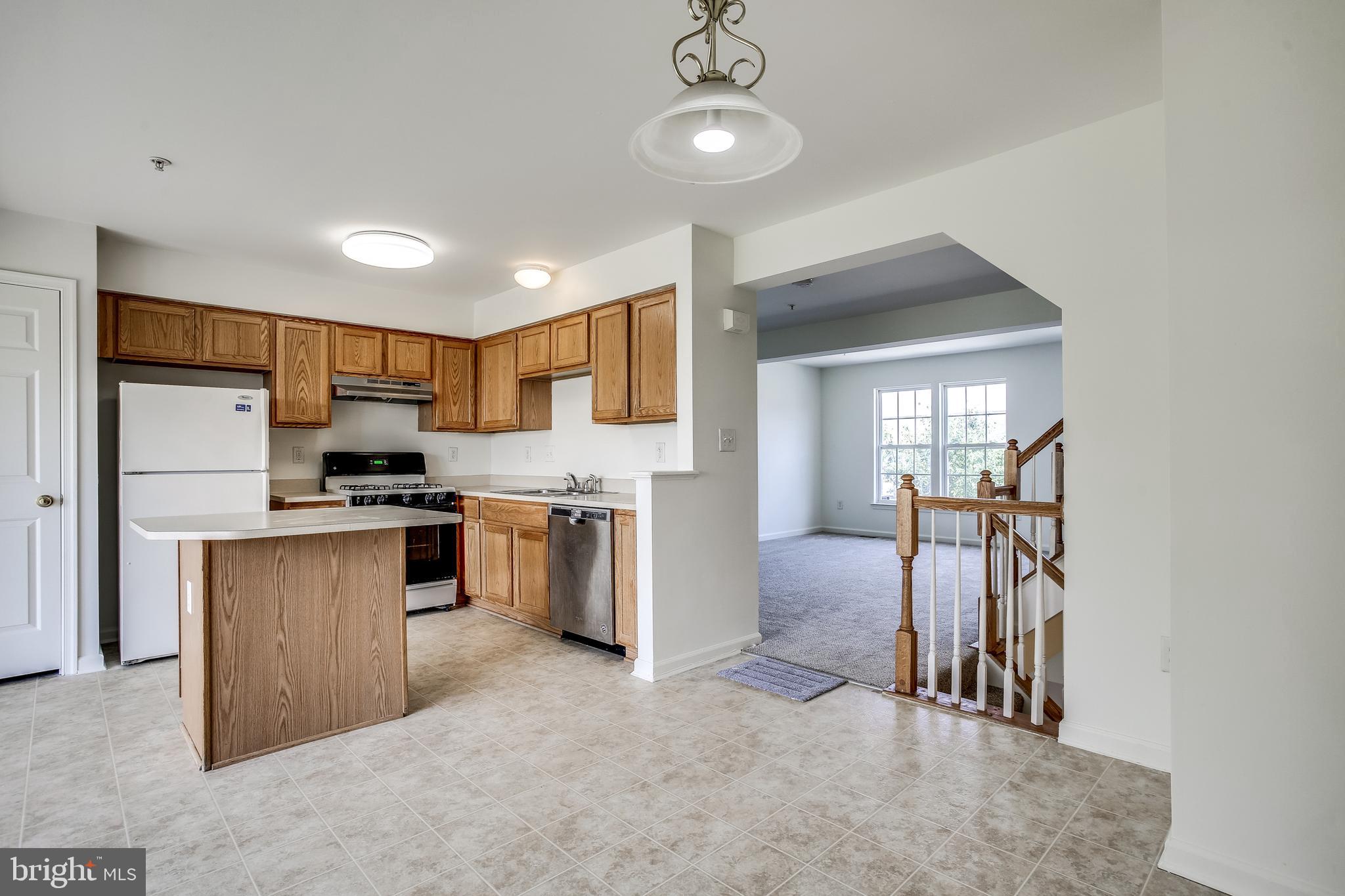 7634 Fairbrook Road Windsor Mill, MD 21244 - Photo 3 of 28 Gallery Image 3