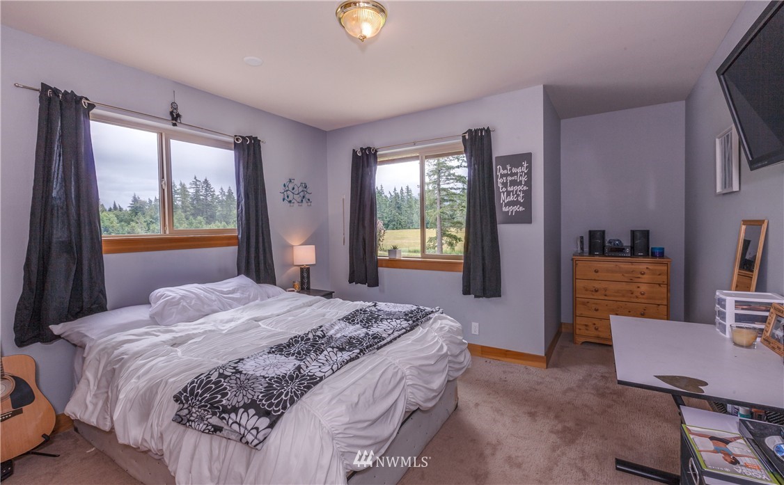 2829 Milwaukee Loop Bellingham, WA 98226 - Photo 20 of 25