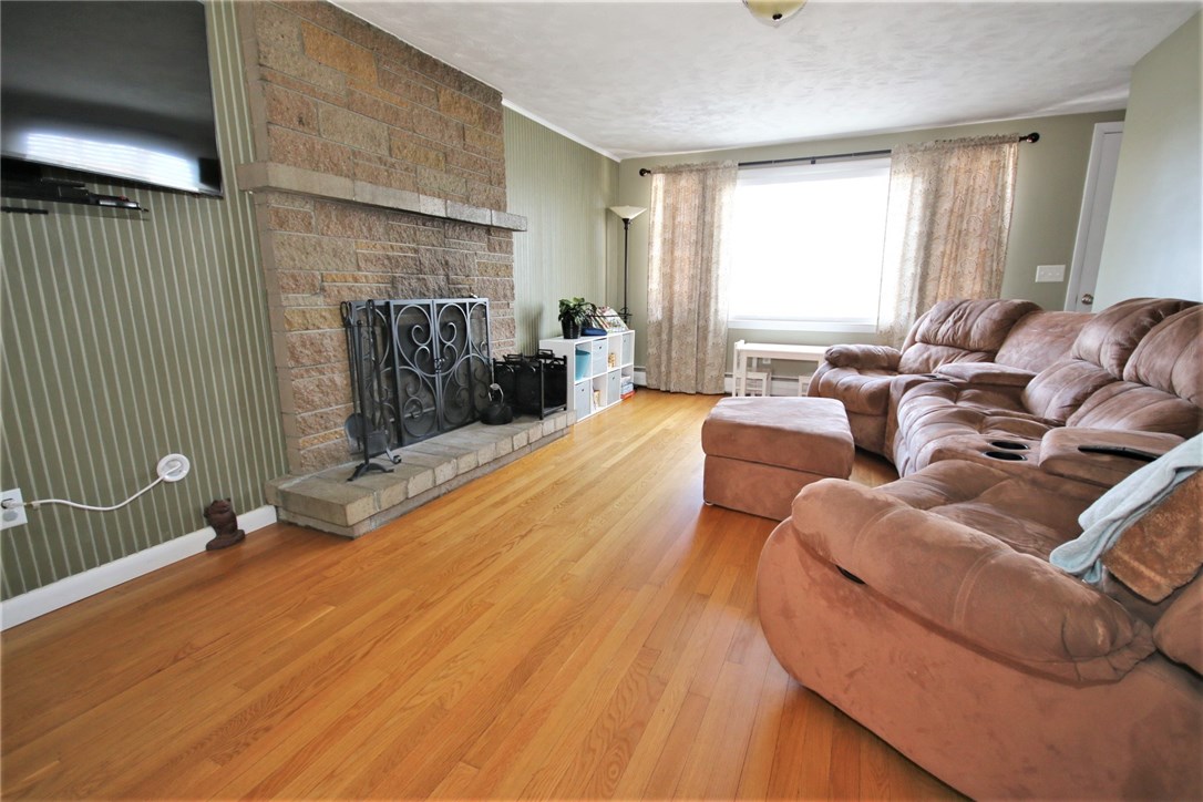142 Weeks Avenue Woonsocket, RI 02895 - Photo 1 of 13 Gallery Image 1