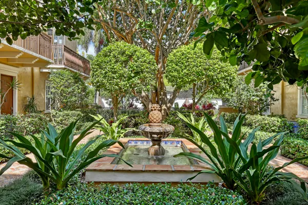 $7,000 | 72 Southeast 6th Avenue, Unit C, Delray Beach, FL 33483
