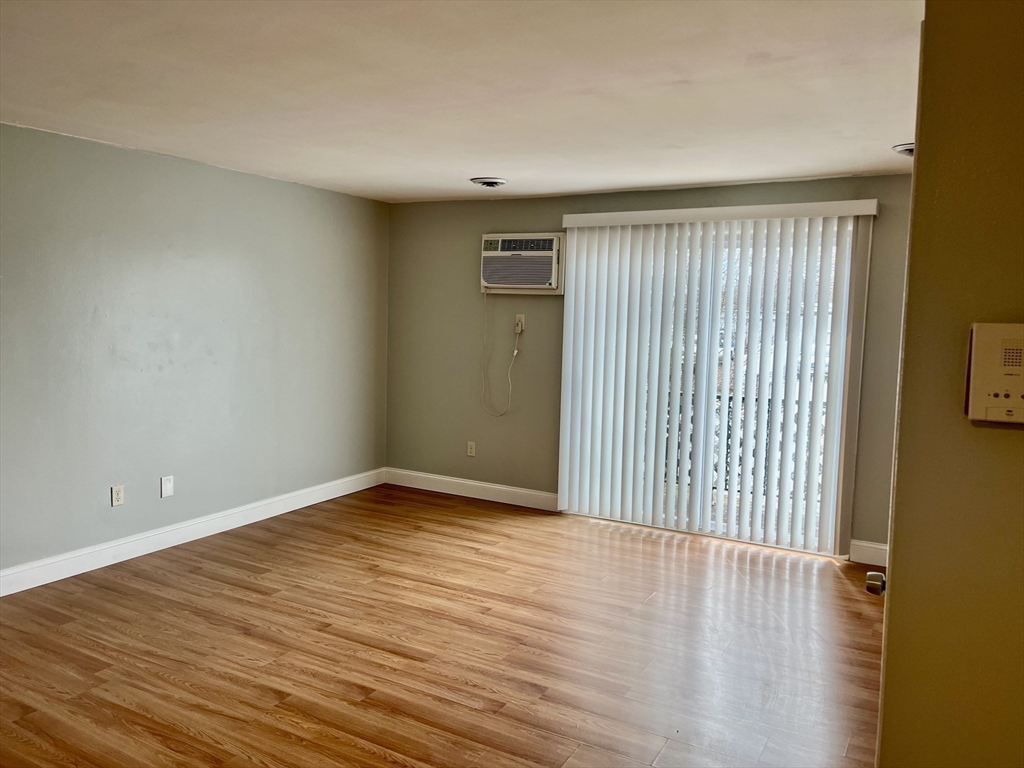225 Danforth Street, Unit 3L Fall River, MA 02720 - Photo 6 of 13