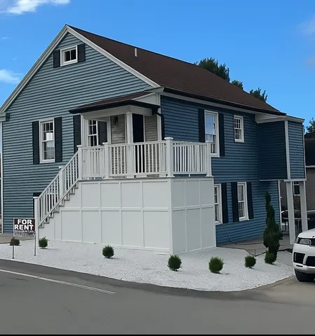 $2,650 | 229 Oneil Road, Unit 1, Somerset, MA 02725