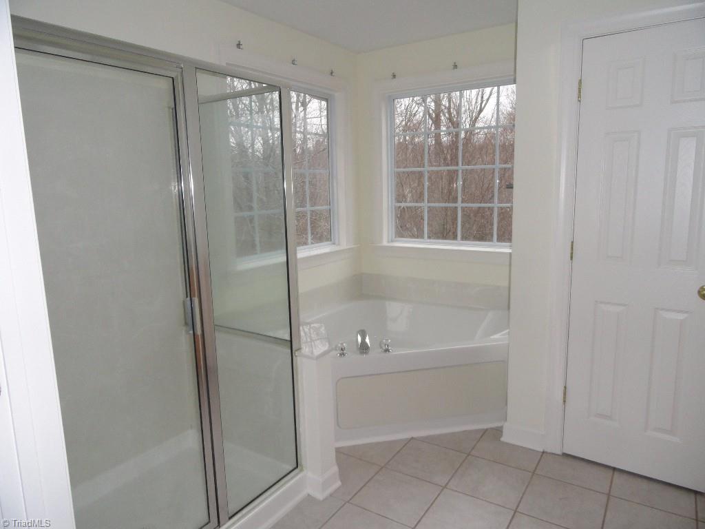 609 Blenheim Court Oak Ridge, NC 27310 - Photo 16 of 20
